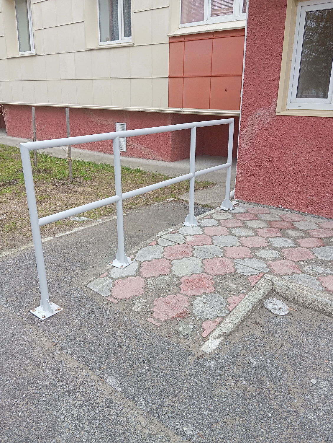 Лифт наклонный для инвалидов НПМ-01 в Нягани